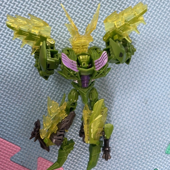 Green transformer - Picture 3 of 3